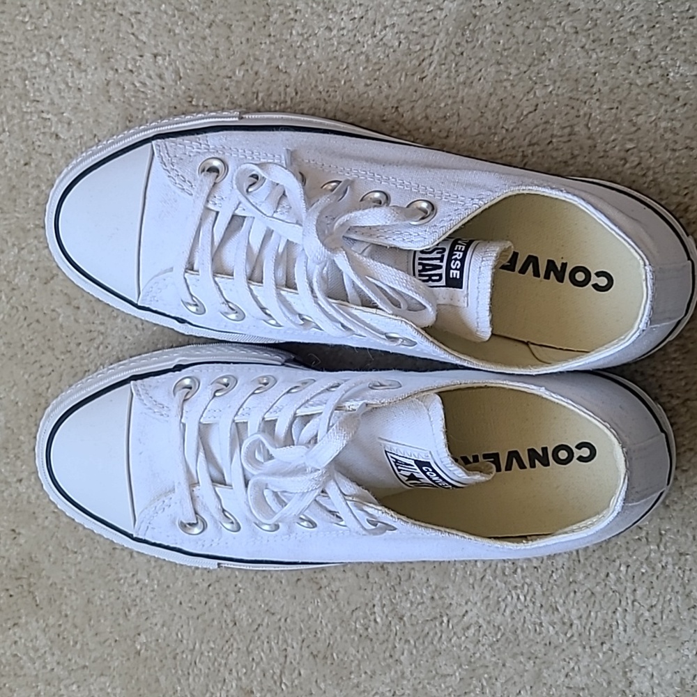 Converse Chucks